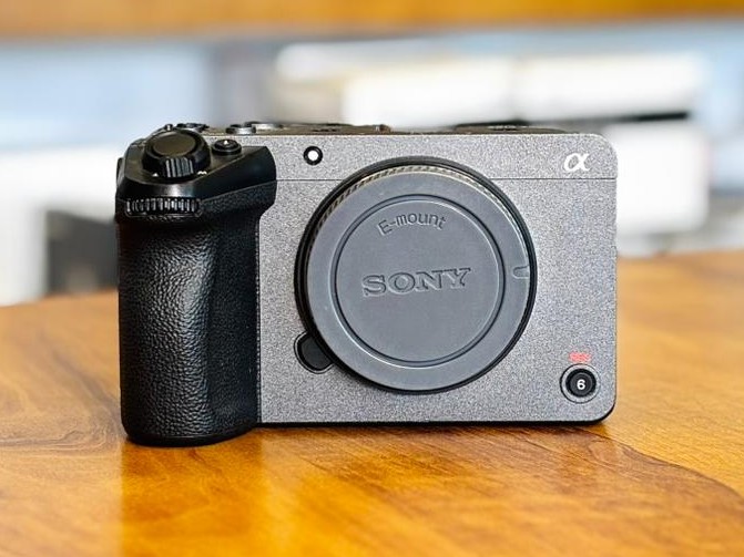SONY FX30